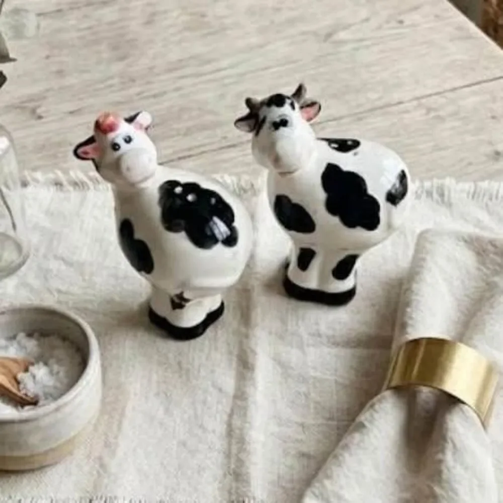 Vintage Cow Salt and Pepper Shaker Set